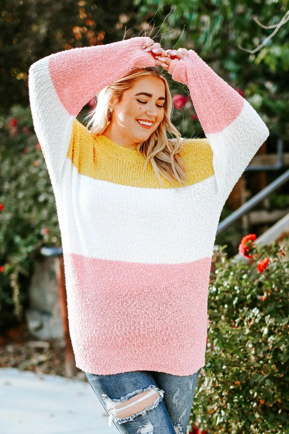 Color Block Round Neck Sweater - NovelleShoppe